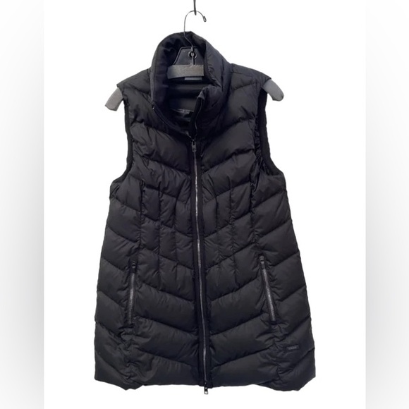 Athleta Jackets & Blazers - Athleta Goose Down Puffer Vest